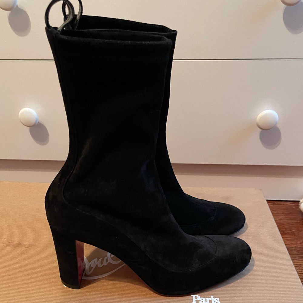 Christian Louboutin Gena Booties never worn size 39